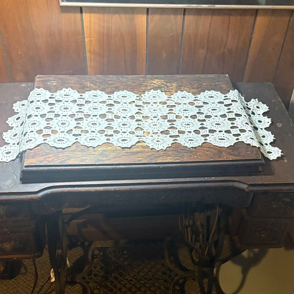 Vintage Elegant Crochet Table Runner Furniture Cover in Cream
